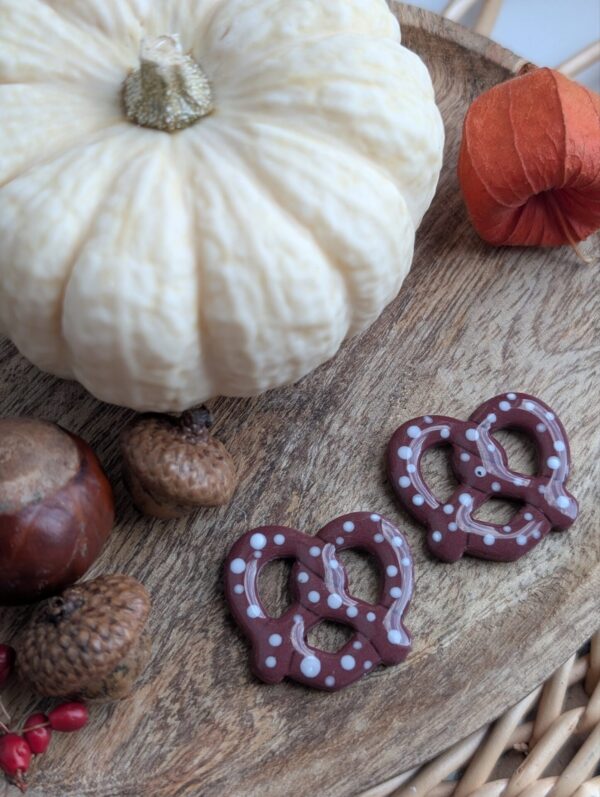 Pampille Bretzel aubergine