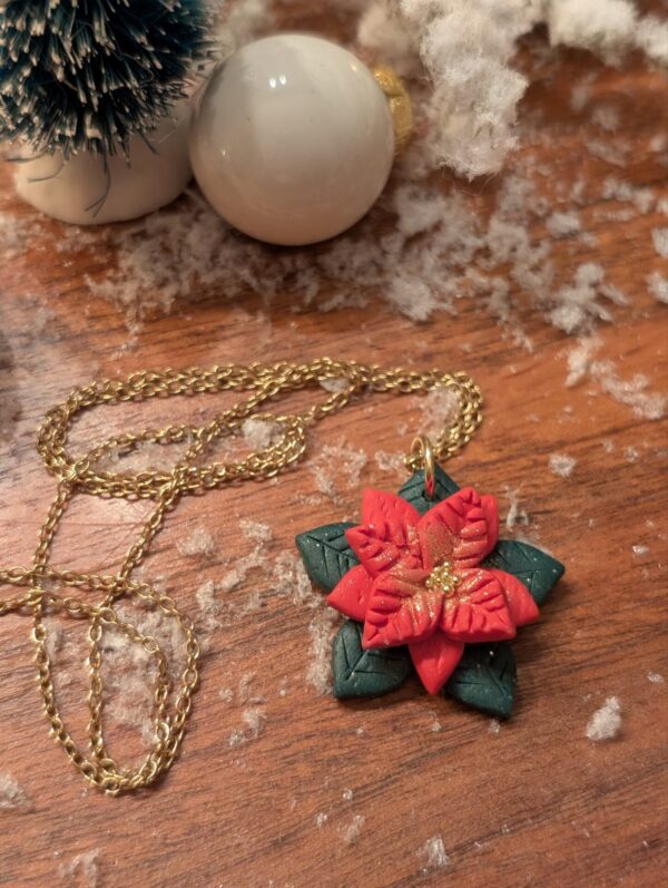 Collier Poinsetia