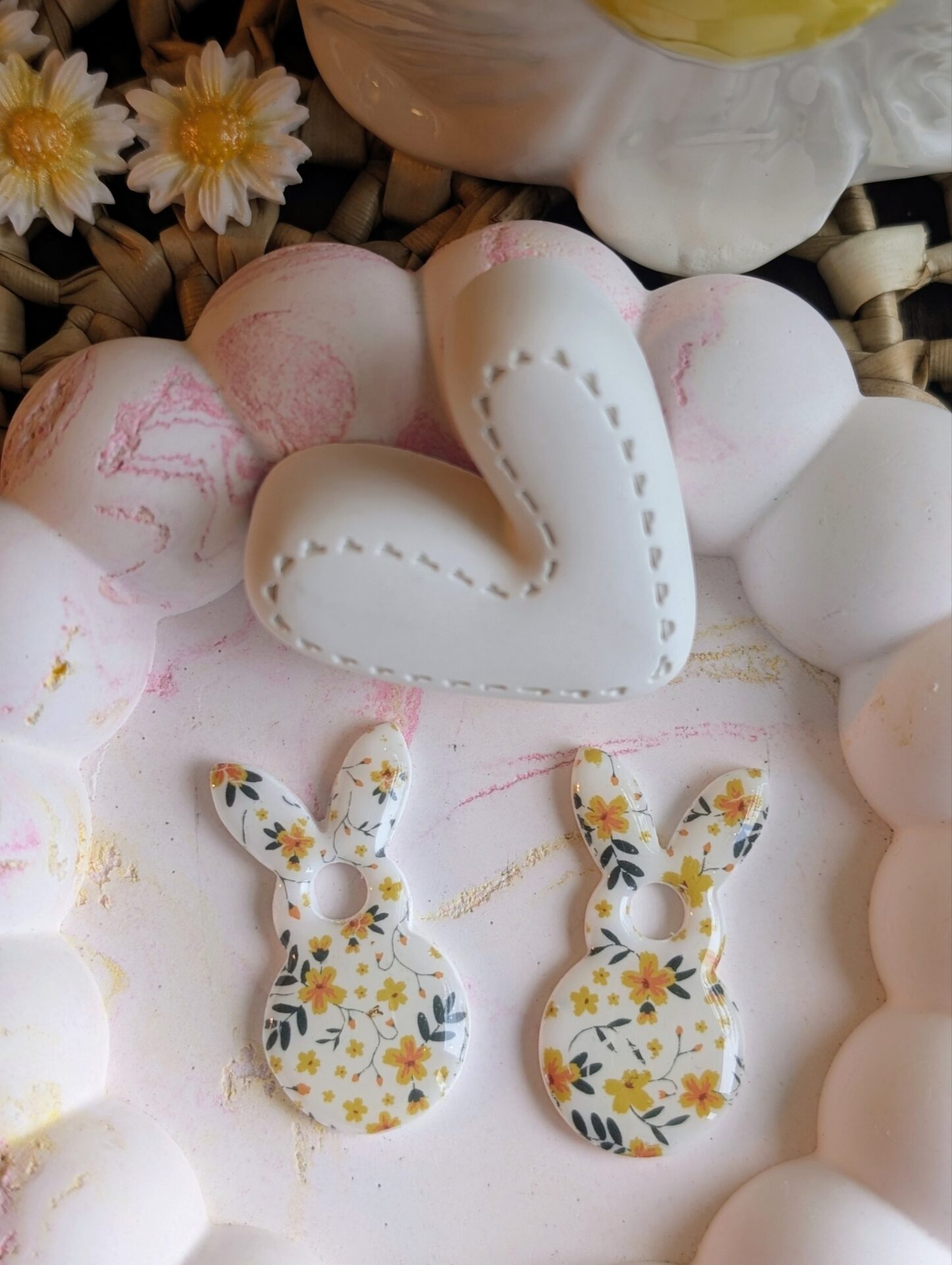 Pampille Lapin fleuri