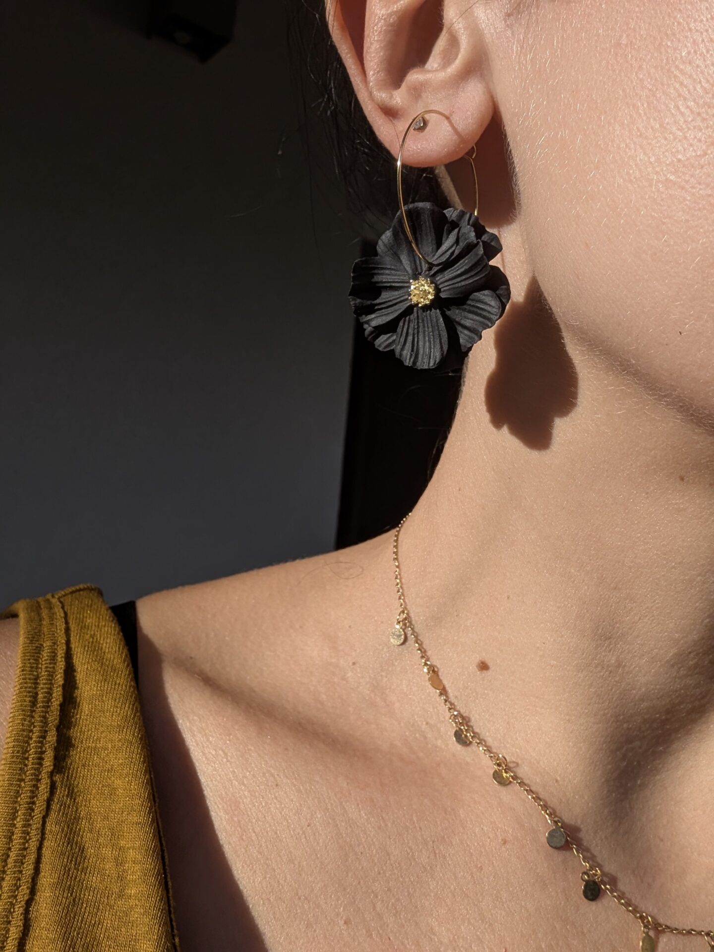 Boucles d'oreilles Les Pétillantes Version mini Noir – Image 2